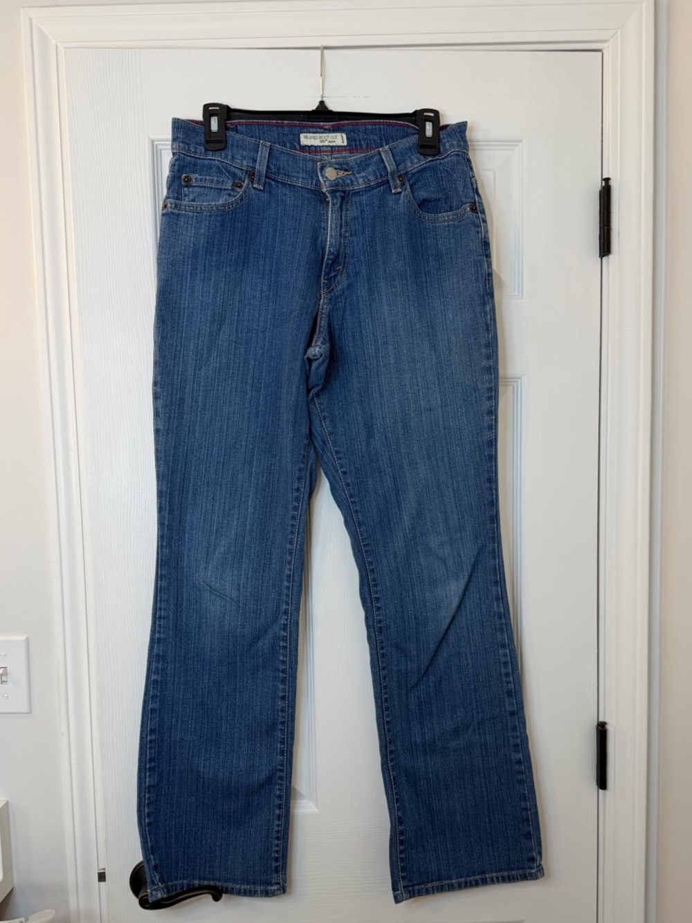 Levi's Women's Boot Cut Jeans in Mid Blue Wash